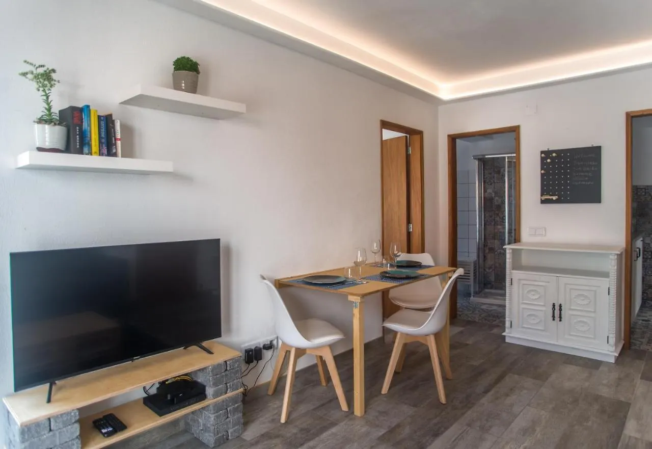 Apartamento Colorido Lagos